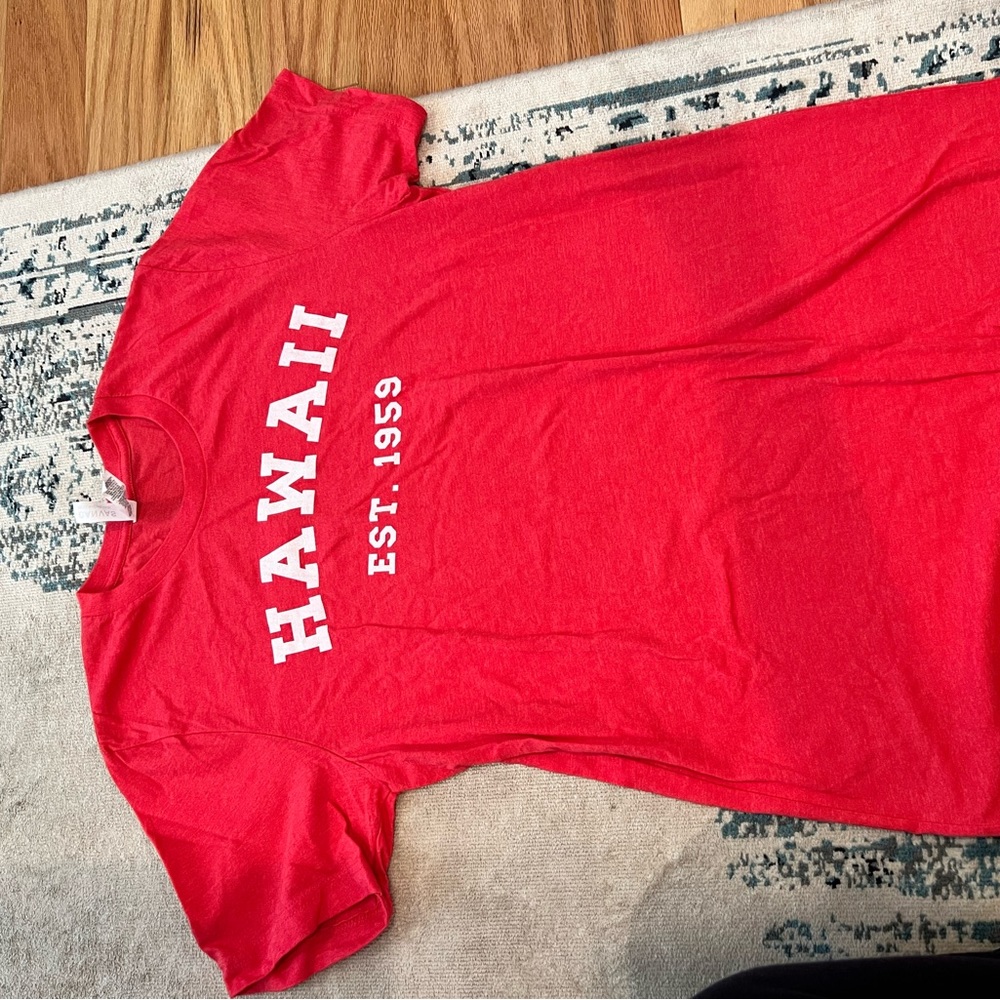 Red Hawaii shirt
